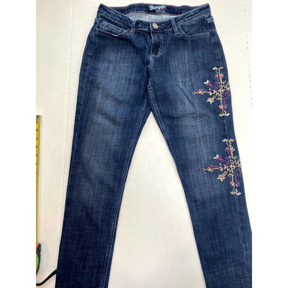 Wrangler embroidered size 5/33 jeans